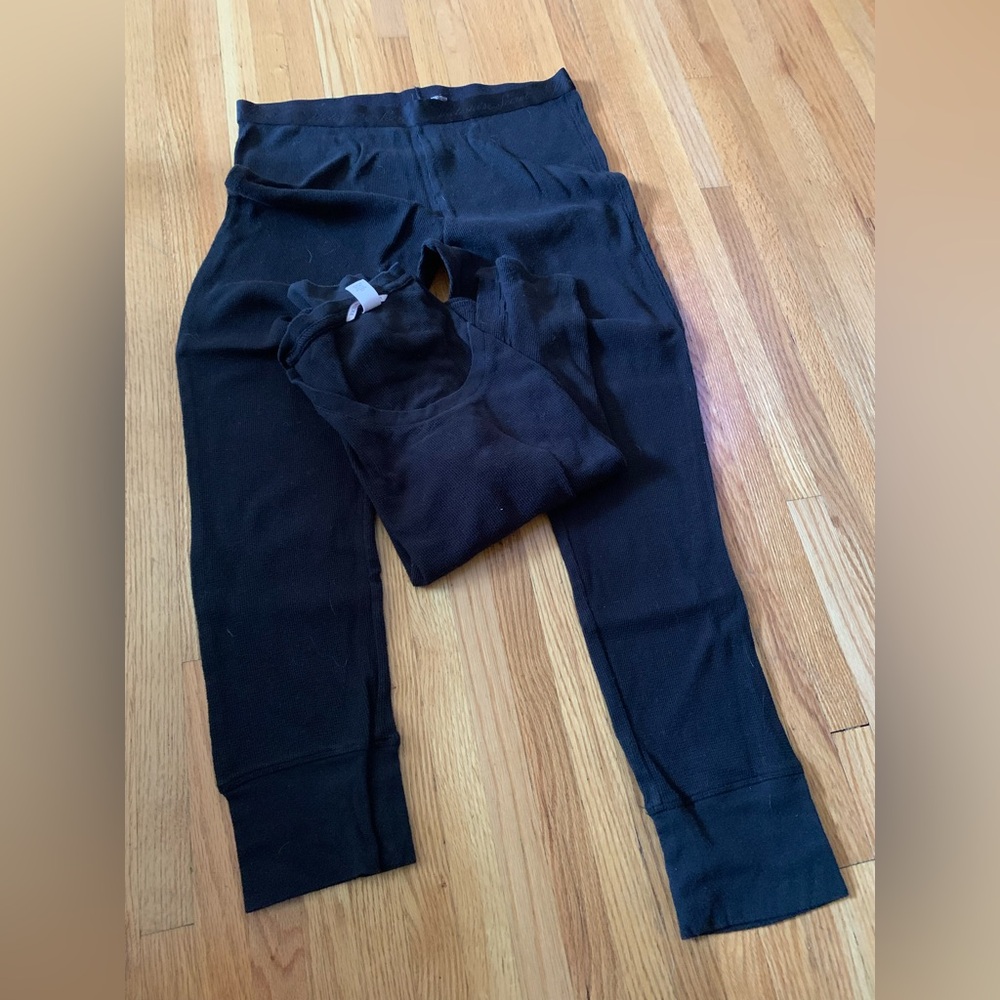 Women’s Victoria Secret Black Thermal Set